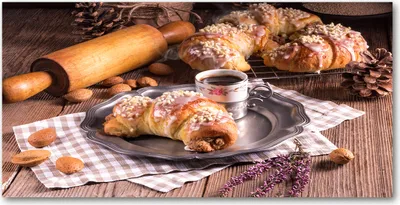 Produktbild von Tulup Glas-Bild -140x70- Wandkunst Dekorative Wand für Küche & Wohnzimmer - Essen & Getränke - Croissants - Braun