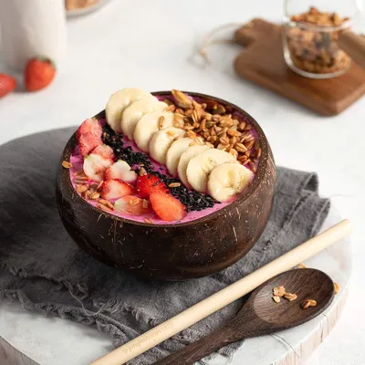 Produktbild von Ramen Schüssel Biologische Hölzerne Kokosnuss-Schalen Wiederverwendbar Stroh - Set von 2 Mit Löffeln - Handgemacht - Acai Smoothies Salat Umweltfreundliches Geschenk