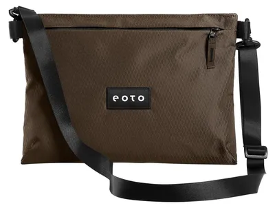 Produktbild von eoto Umhängetasche Simple3 Crossbody Bag Mocca Brown braun