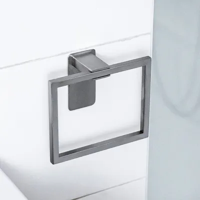 Produktbild von ELMOWO - Edelstahl Handtuchring ohne Bohren in silber - Handtuchhalter selbstklebend in eckig - Bad Handtuch Ring zur Wandbefestigung / Wandmontage