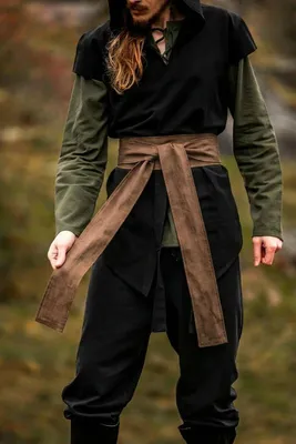 Produktbild von Mittelalter Stoffgürtel Leinen Wickelgürtel Uni "Torben" Braun