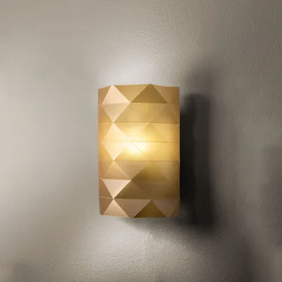 Produktbild von Moderne 1-Licht-Wandleuchte Prisma in Polilux Gold Italy