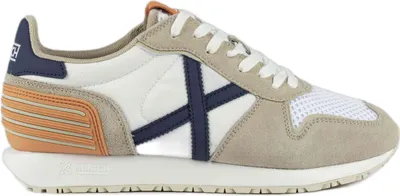 Productafbeelding van Munich sneakers, model 8620574, kleur wit, maat 43