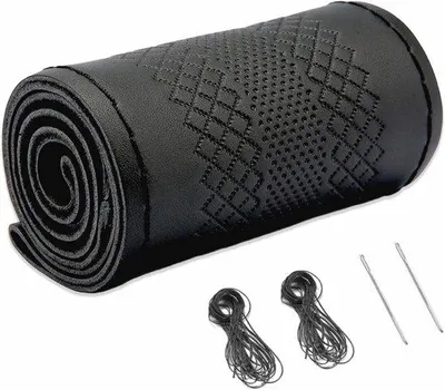 Produktbild von Famanu Lenkradhülle aus echtem Leder – antirutsch, universelle Passform 37-39 cm