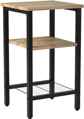 Produktbild von Beistelltisch mit 3 Ebenen in Honigbraun und Schwarz - industrielles Nachttischchen - einfache Montage für Schlafzimmer und Wohnzimmer.