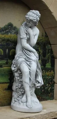 Produktbild von Casa Padrino Jugendstil Garten Deko Skulptur Frau Grau H. 131 cm - Elegante Garten Deko Stein Figur - Barock & Jugendstil Garten Deko Accessoires