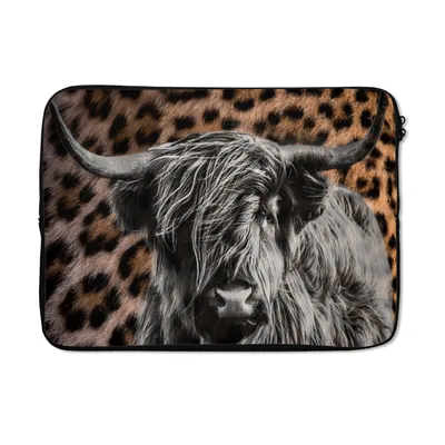 Produktbild von MuchoWow® Laptop Hülle 14 ZollSchottischer Highlander - Pantherdruck - Tiere Laptoptasche - Laptoptasche - Stoßsicher - Schutzhaube