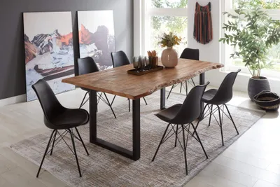 Produktbild von 7tlg. Essgruppe Dora 180 x 90 cm, Mangoholz massiv & naturfarben, Baumkantentisch mit Metallgestell in Mattschwarz, echte Baumkante, + 6X Schalenstuhl Lerche in Schwarz