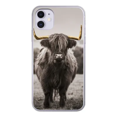 Produktbild von MuchoWow® Handyhülle Schutzhülle Hülle für iPhone 11 Schottischer Highlander - Gold - Hörner Silikon Softcase Handy Hülle - Handytasche