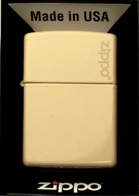 Produktbild von Feuerzeuge ZIPPO FLAT SAND LOGO 60005824