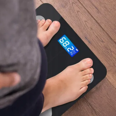 Zdjęcie produktu dla Inteligentna waga łazienkowa Smart+ o udźwigu do 180 kg z Bluetooth i funkcją pomiaru składu ciała, model 25W1, Retoo