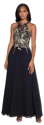 Produktbild von Betsy & Adam Damen Petite Langes Besticktes Neckholder Chiffon Kleid, Schwarz/Go