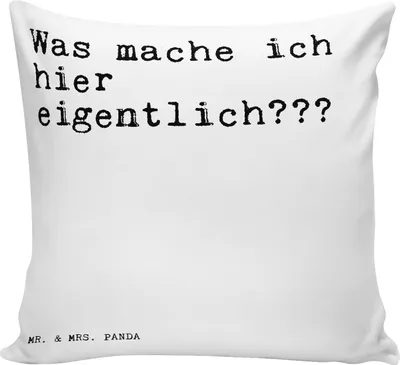 Produktbild von Mr. & Mrs. Panda kuschelkissen 40x40 Was mache ich hier... - Weiß - Geschenk, Polster, Zitate, Dekokissen, Spruch Sprüche Weisheiten Lustig Weisheit Worte, Sofa Kissen