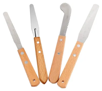 Produktbild von 4-teiliges Schnitzwerkzeug mit Holzgriff und Edelstahlklingen für Schnitzen und Bastelarbeiten