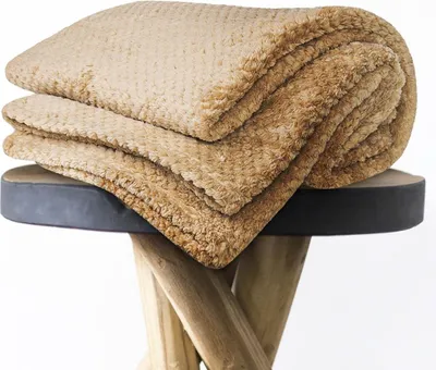 Zdjęcie produktu dla Beżowy Koc Miękka Narzuta Z Mikrofibry Sofa Koc Monte 150X200