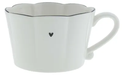 Produktbild von Tasse, Becher RUFFLE HEART gewellt mit schwarzem Herz Bastion Collections