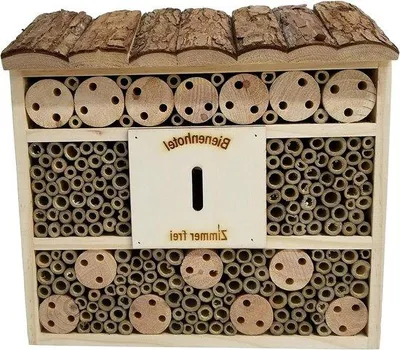Image de Hôtel à insectes en bois et bambou naturel, 295 cm