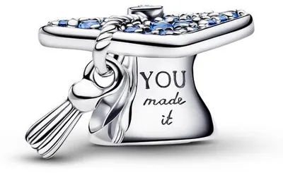 Produktbild von PANDORA Moments Absolventenmütze Slide-Charm, Sterlingsilber
