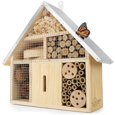 Productafbeelding van Insectenhotel van natuurlijk hout voor bijen en vlinders