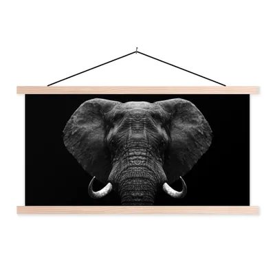 Produktbild von MuchoWow® Textilposter Tiere - Elefant - Porträt - Schwarz - Weiß 120x60 cm mit holzfarbenen Rahmen - Klemmleiste