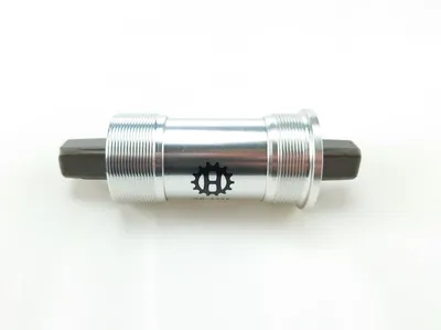 Imagen del producto de Soporte para robots XtrABIKE, modelo 68/111, con copas de aluminio