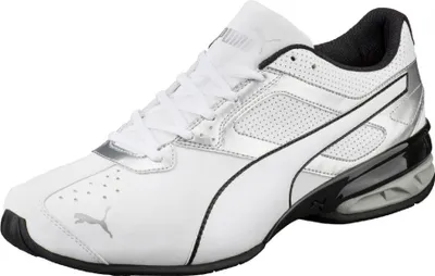 A single Puma Tazon 6 FM Herren Laufschuh is shown from a side-angle on a white background.