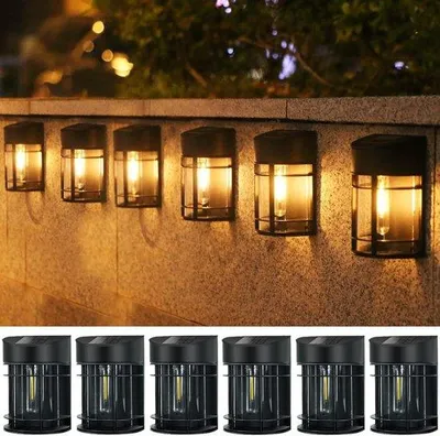 Zdjęcie produktu dla Wodoodporna, automatyczna lampa ścienna zasilana energią słoneczną do użytku na zewnątrz