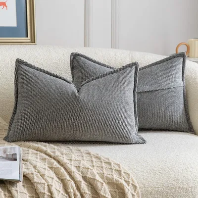 Immagine prodotto di Set di 2 federe per cuscini in chenille, colore nero e bianco, dimensioni 30x50 cm