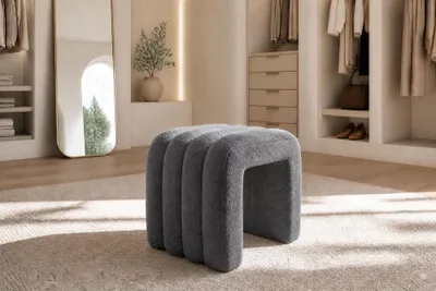 Produktbild von riess-ambiente Polsterhocker VOGUE 40cm grau Bouclé U-Form Sitzhocker mit Schaumstoff-Polsterung