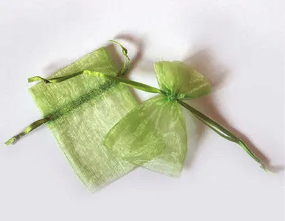 Produktbild von Organzabeutel 7,5 x 10 cm olivgrün 20 Stück