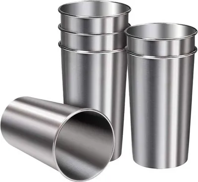 Produktbild von Famanu Trinkbecher Edelstahl - Unzerbrechlich und Stapelbar - 600ml, 6 Stück