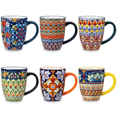 6 Becher mit 6 verschiedenen Mustern.