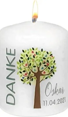 Produktbild von Gastgeschenk Taufkerze 60 x Ø 50 mm in Weiß "Danke und Baum bunt" und Namensverzierung, 12 Stück