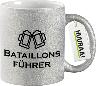 Produktbild von Huuraa Glitzertasse Bataillonsführer Schützenfest 330ml Silber Keramik Kaffeebecher Geschenkidee