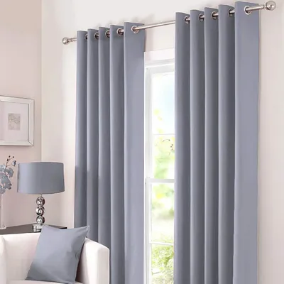Verdunkelnde Thermo-Vorhangpaar mit Ösen, Grau-Silber, 167,6x228,6 cm