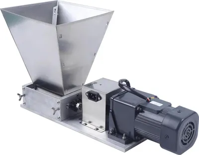 Produktbild von Elektrische Getreidemühle - Maltmühle/Schrotmühle für Heimbrauer - 60 W - 75 U/min - 4 l Trichter - Edelstahlwalzen - 6061 Aluminiumgehäuse - 110/220 V - Silber