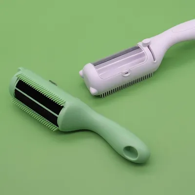 Image de INF Brosse de Toilettage 2-en-1 pour Animaux: Peigne et Rouleau Anti-Poils Vert