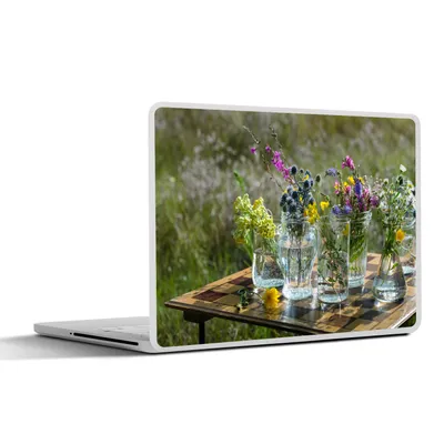 Produktbild von MuchoWow® Laptop Aufkleber Sticker Cover Vase - Blumen - Farben 30x22 cm - Laptop-Sticker