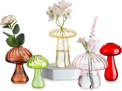 Productafbeelding van Famanu Mini paddenstoelvaasjes - Set van 5 kleurrijke glaskreationen