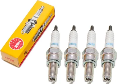 Immagine prodotto di Set di candele NGK 4x CR8E, filetto lungo, diametro 10 mm, per Yamaha FJR 1300 dal 2001 al 2012