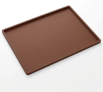 Imagen del producto de Alfombrilla de silicona con borde, de 30x40 cm, resistente al calor, apta para horno y para hornear pasteles