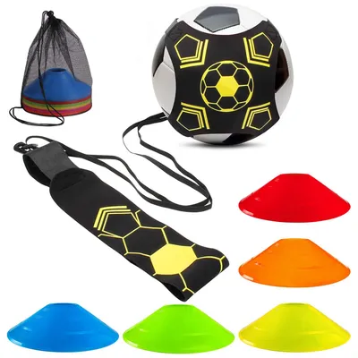 Imagen del producto de Kit de entrenamiento de fútbol que incluye 10 conos y un entrenador de pases para balones de tamaño 3, 4 y 5, ideal para la práctica del fútbol