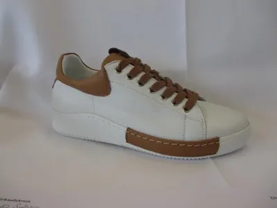 Produktbild von Damen Sneaker Größe 37