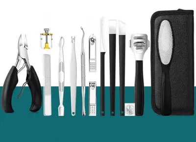 Image de Kit de manucure et pédicure, 17 pièces, en acier inoxydable, pour l'entretien des mains et des pieds