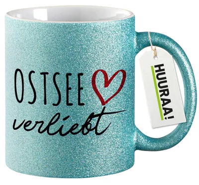 Produktbild von Huuraa Glitzertasse Ostsee verliebt 330ml Blau Keramik Kaffeebecher Geschenkidee