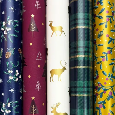 Produktbild von WINTERCHARM Weihnachtspapier Sortiment Geschenkpapier für Weihnachten – 200 x 70 cm – 10 Rollen