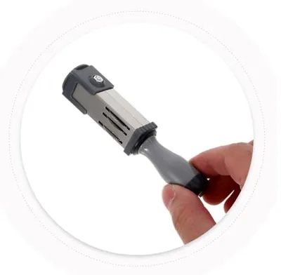 Produktbild von Tragbarer Datumsstempel aus Kunststoff und Metall mit verstellbarem Griff