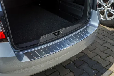 Produktbild von Ladekantenschutz und Einstiegsleisten passend für Skoda Fabia 3 Kombi 2014-2018