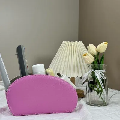 Image de Boîte de rangement de bureau - Boîte de rangement à 5 compartiments - 1 pièce - Boîte de rangement pour télécommandes - avec accessoires de bureau en similicuir - pour papeterie - Fournitures de bureau au motif litchi - Rouge