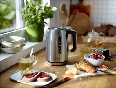 Zdjęcie produktu dla Czajnik Riviera & Bar BBT720 Lila BBT720